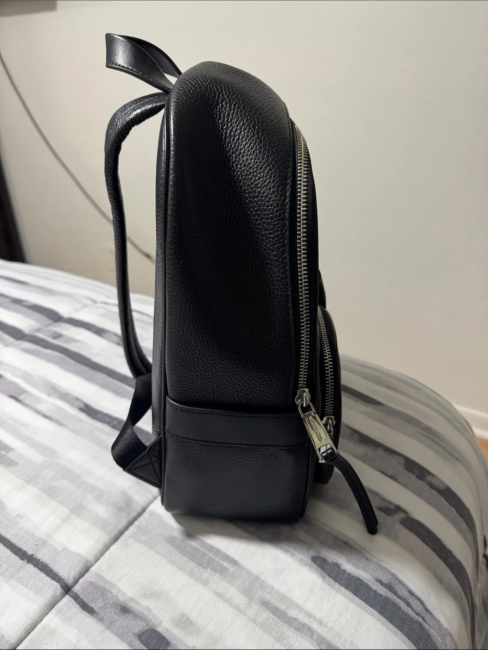 Michael Kors compact michael